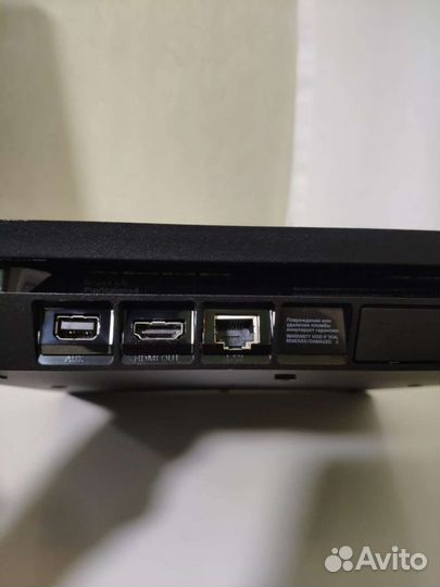 Sony PlayStation 4 Slim 1Tb с 2 джойстиками