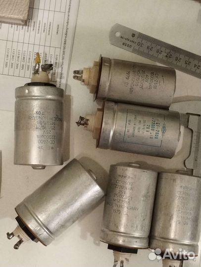 Конденсатор 22000 мкФ,25В, пара