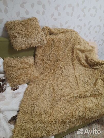 Плед и подушки