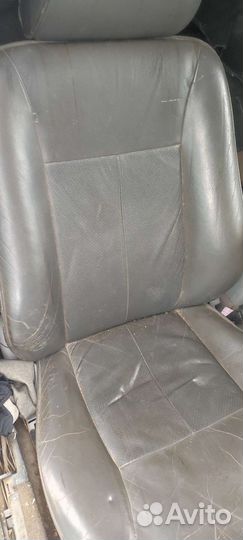 Сиденья W210