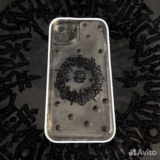 Чехол на iPhone 13