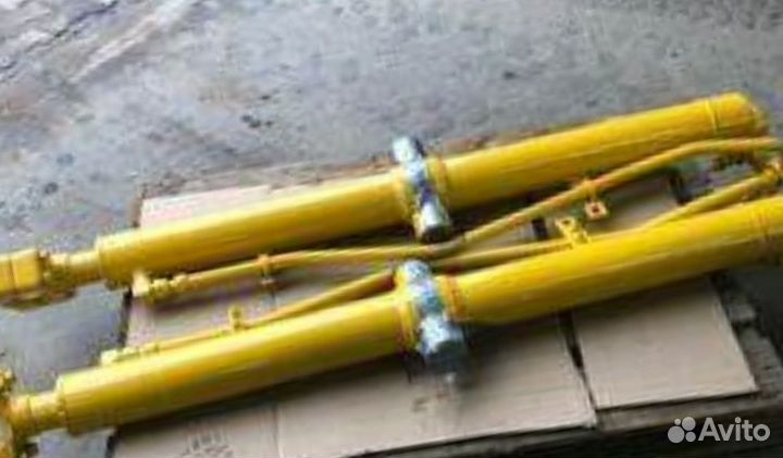 Гидроцилиндр рукояти Hitachi/zx330