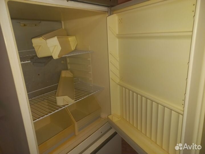 Холодильник б/у