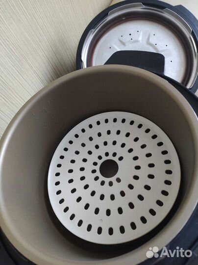 Мультиварка /скороварка/пароварка philips