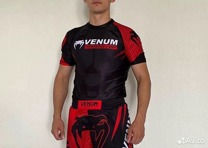 Рашгард с коротким рукавом Venum Trainin