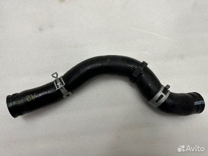 Патрубок радиатор охлаждения A2 передний Toyota