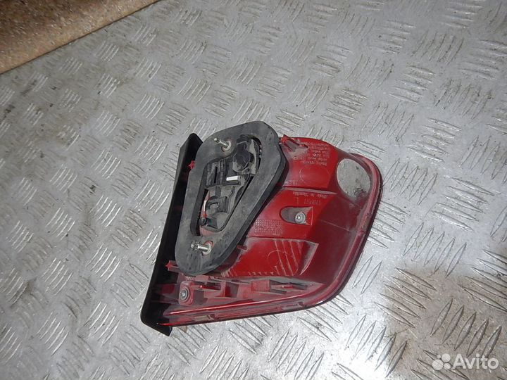 Фонарь задний внутренний левый, Volkswagen (Фолькс