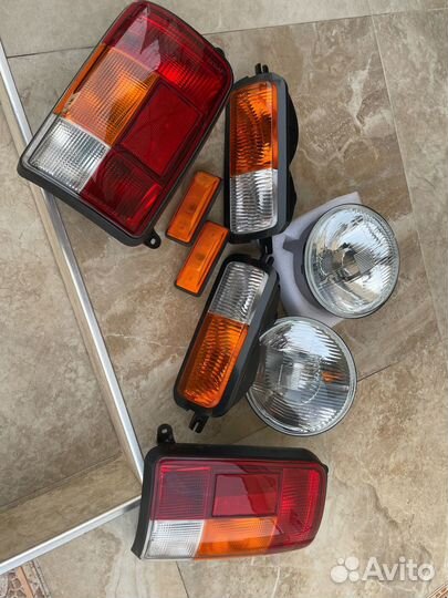 Фары фонари надфарники на Ниву Урбан