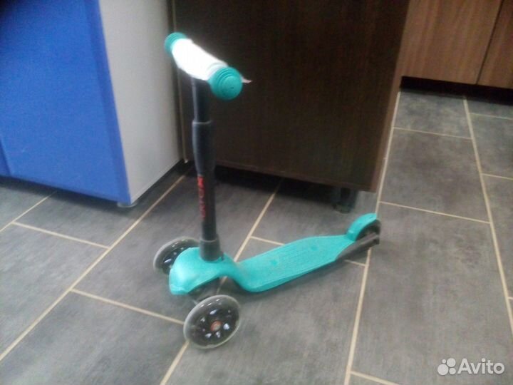 Самокат детский новый