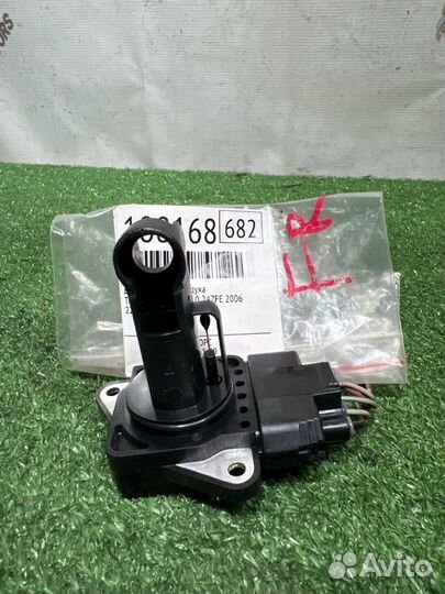 Датчик массового расхода воздуха Toyota Alphard