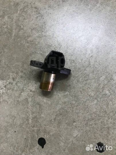 Датчик положения распредвала Toyota Mark Ii JZX100