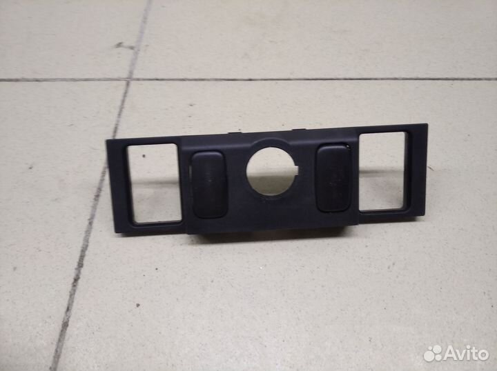 Накладка (кузов внутри) Pajero/Montero Sport (KH)