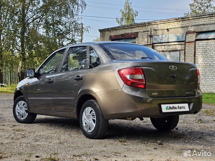 LADA Granta 1.6 МТ, 2015, 76 000 км