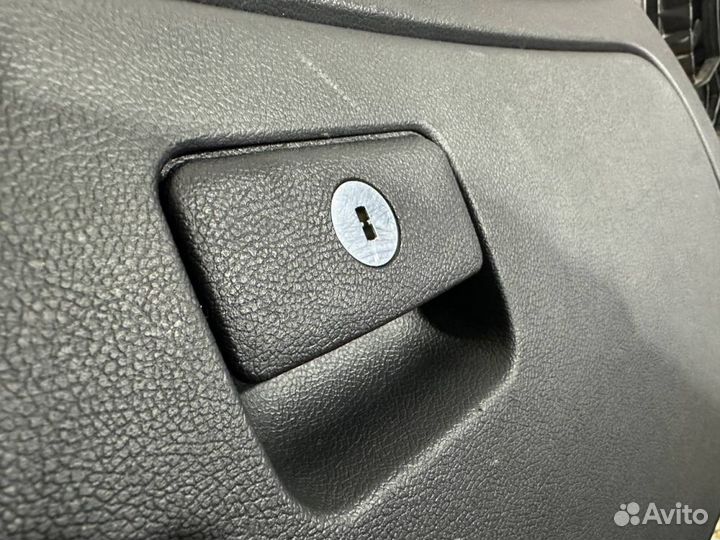 Бардачок Hyundai Sonata 6 YN