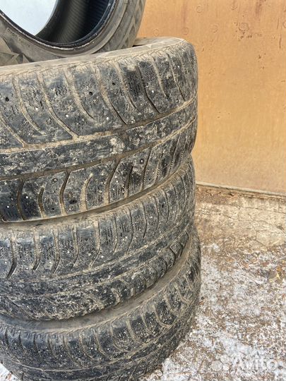 Bridgestone Ice Cruiser 7000 255/55 R18