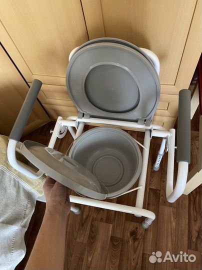 Стул санитарный