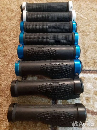 Грипсы для велосипеда новые