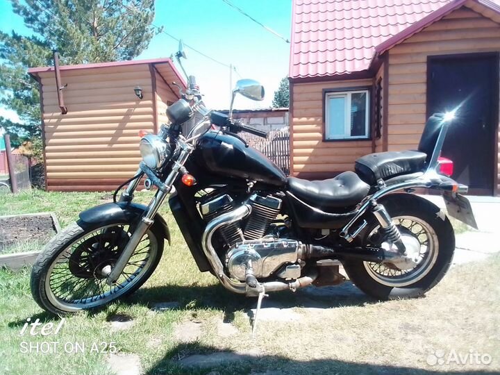 Suzuki VS 400 Intruder