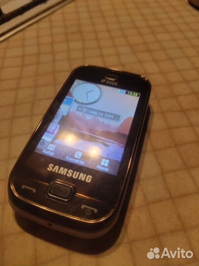 Samsung B5722