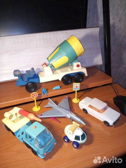 Игрушки СССР машинки