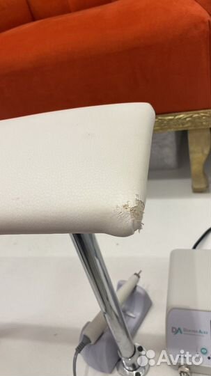 Кресло для педикюра + подиум с подставкой