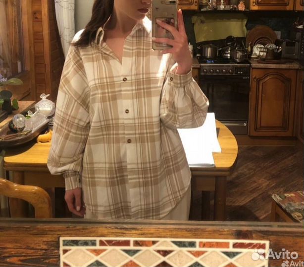Продаю рубашку в клетку