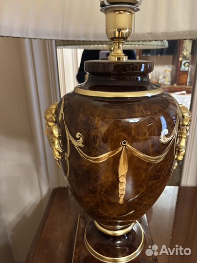 Лампа настольная