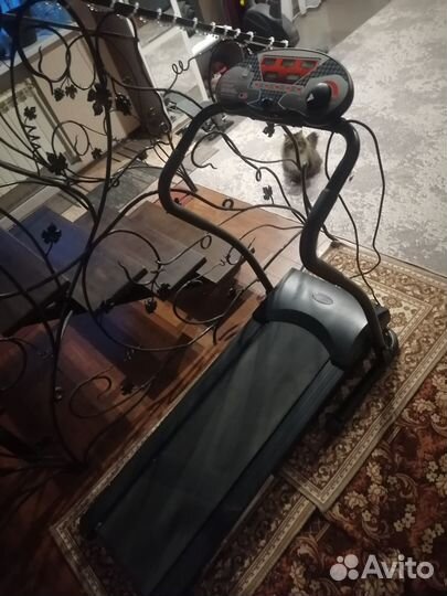 Беговая дорожка электрическая