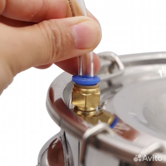 Доильный аппарат для коз и овец, с пульсатором