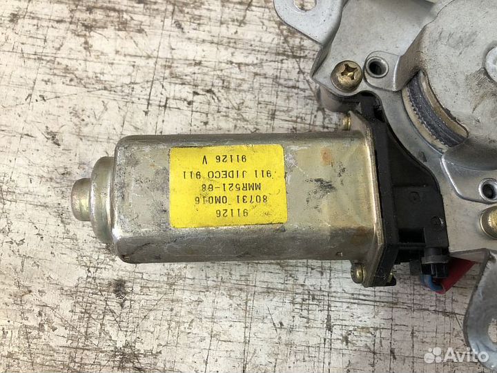 Стеклоподъемник передний Nissan Almera N15