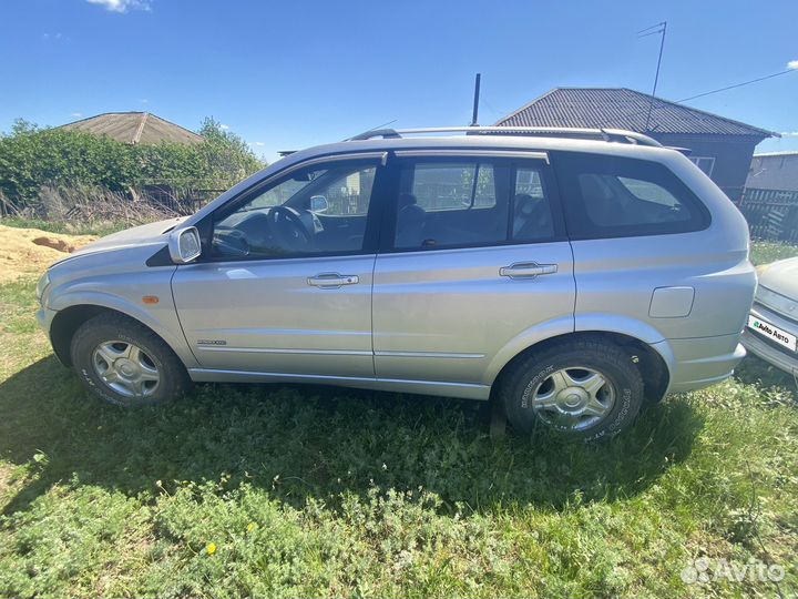 SsangYong Kyron 2.0 AT, 2007, битый, 300 000 км