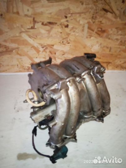 Коллектор впускной ваз 2105,2106,2107 в сборе