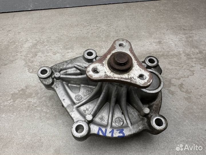 Водяная помпа BMW 3 F30/F31/GT F34 2014 7548827