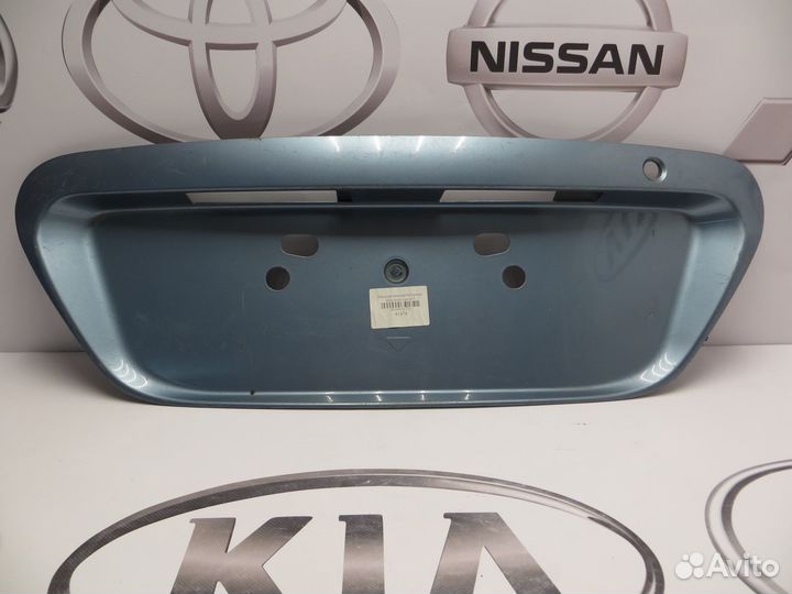 Накладка крышки багажника Mitsubishi Lancer 9