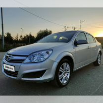 Opel Astra 1.8 AT, 2011, 330 000 км, с пробегом, цена 520 000 руб.