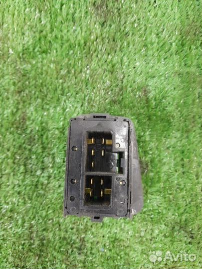 Блок регулировки зеркал передний левый Subaru