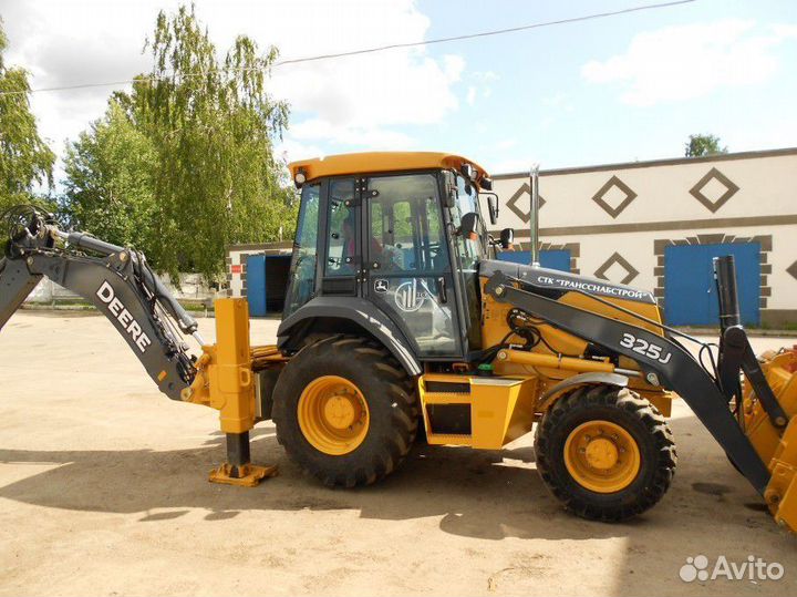 Стекло правое Экскаватор-погрузчик John Deere 325J