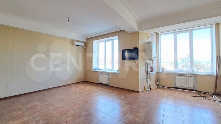 4-к. квартира, 200 м², 3/10 эт.