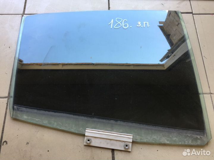 Стекло боковое Saab 9-3 II