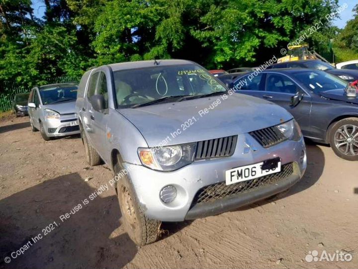 Амортизатор задний Mitsubishi L200 KB4T 2.5 TD