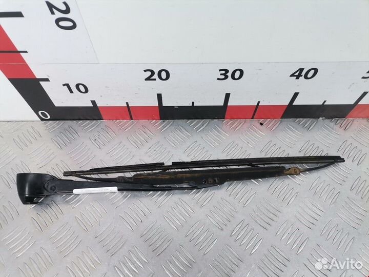 Щеткодержатель задний Audi 80 8C/B4 1994