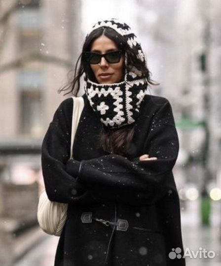 Новый капор в стиле Prada вязаный балаклава чб