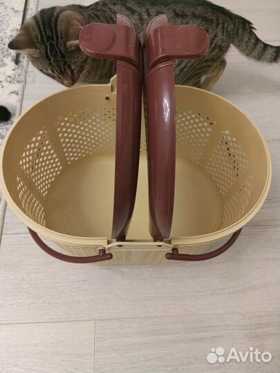 Переноска для кошек пластиковая