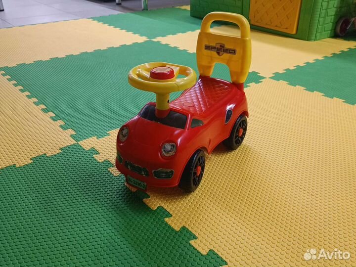 Машинка-каталка