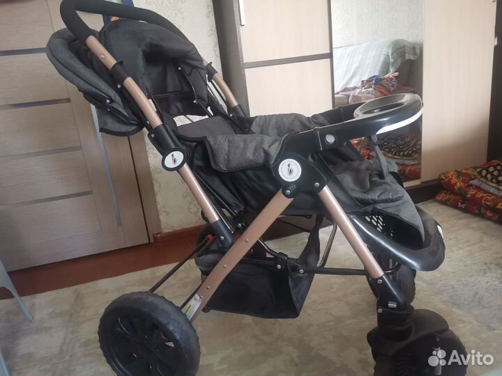 Прогулочная коляска бу