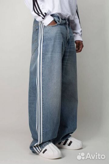 Джинсы Balenciaga