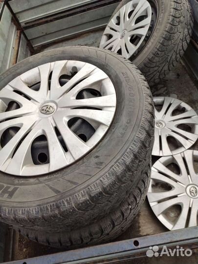 R16 Hankook AH11 215/60, PCD 5x114.3 DIA 60