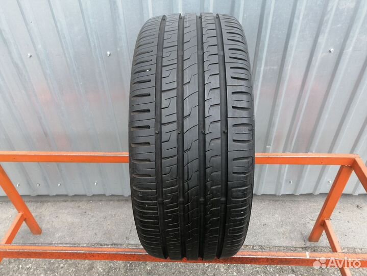 Barum Bravuris 3HM 215/40 R17 87T