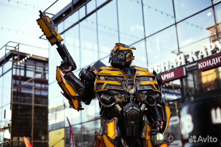 Трансформер бамблби