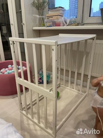 Пеленальный столик